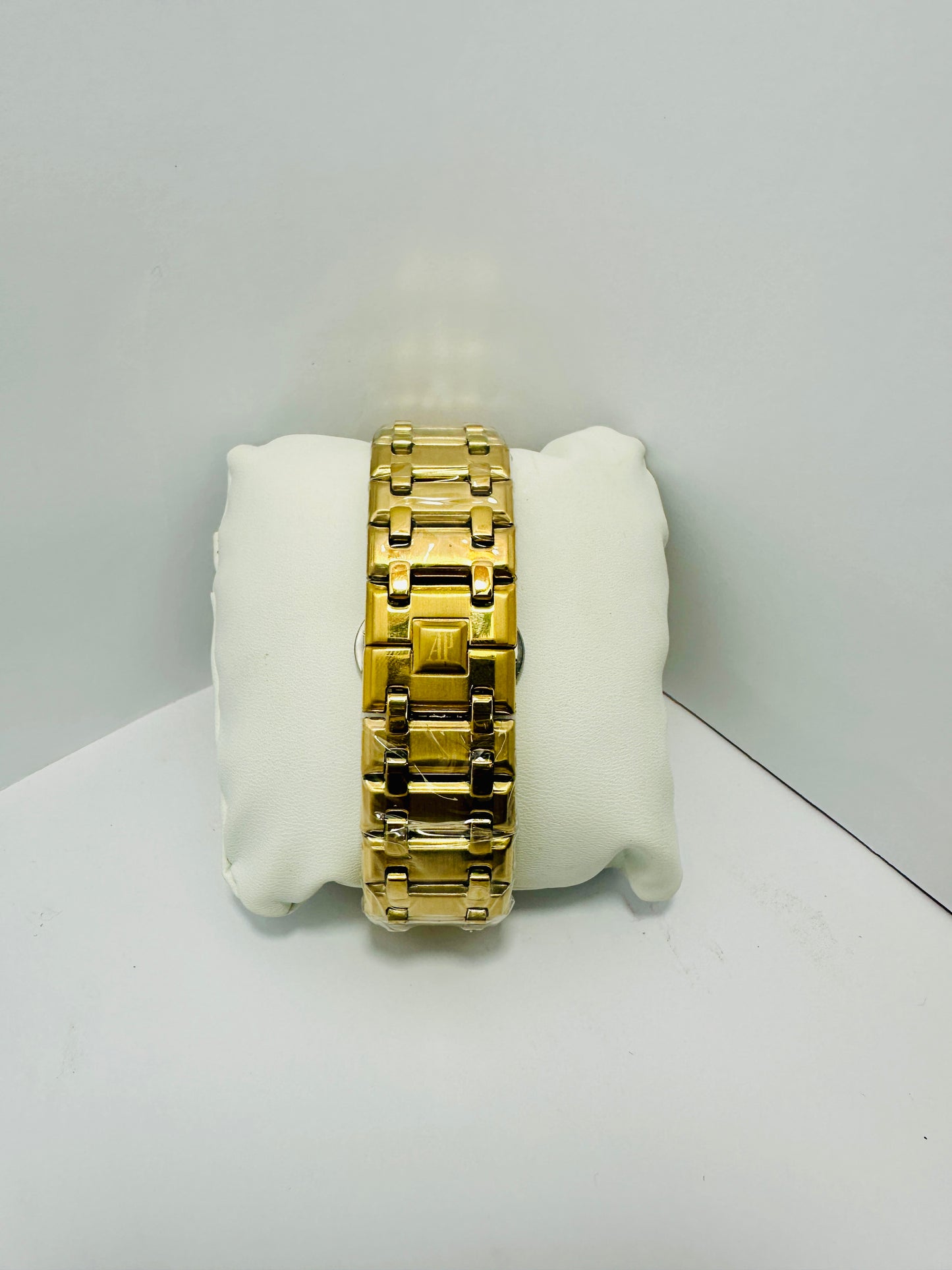 AP Men's Brand Watch - Most Selling article