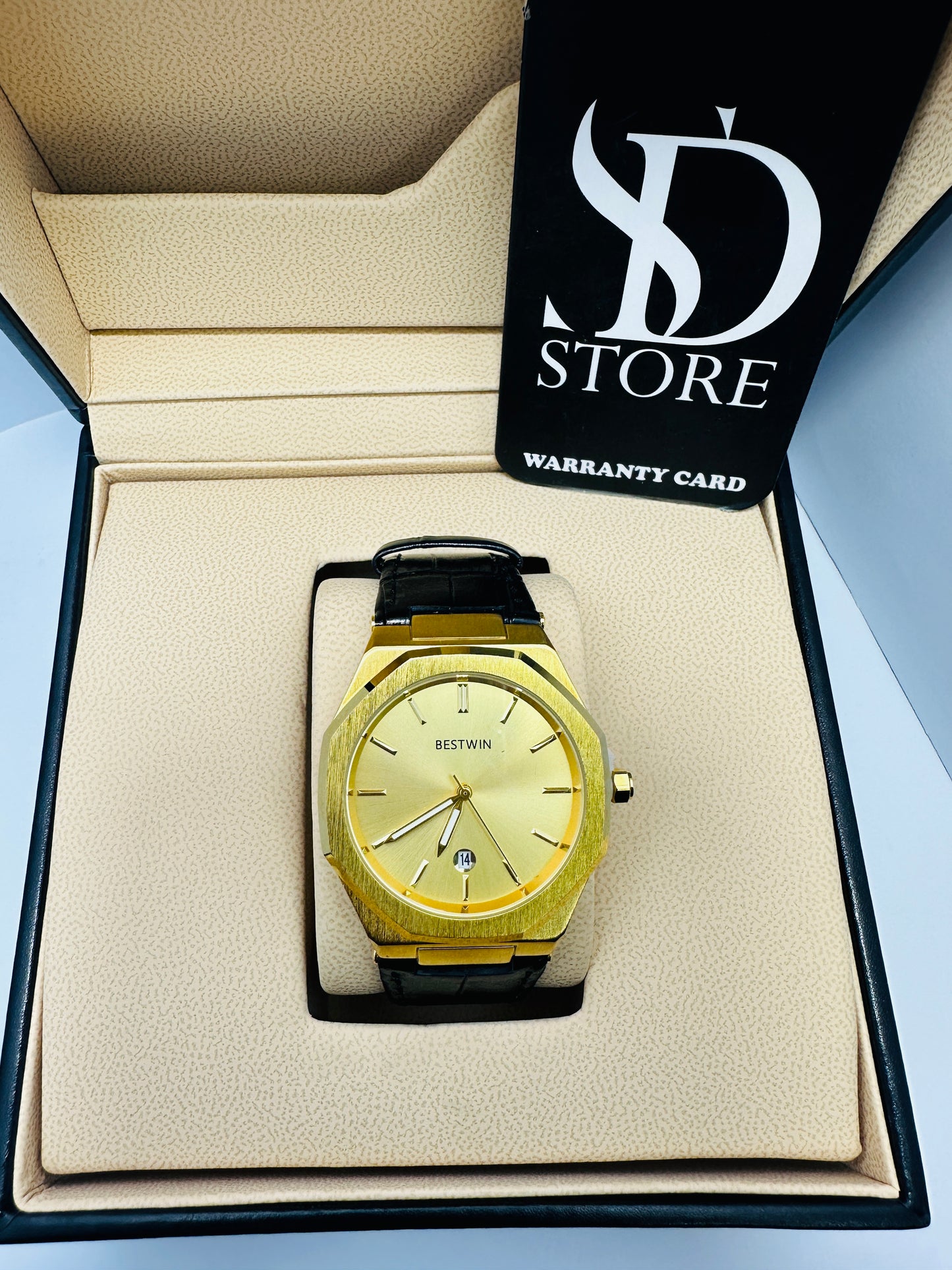 Bestwin Original Watch for Men's - Golden