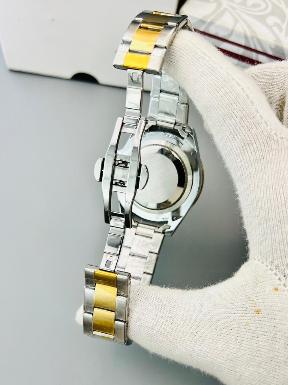 Oyster Perpetual Men's Branded Watch