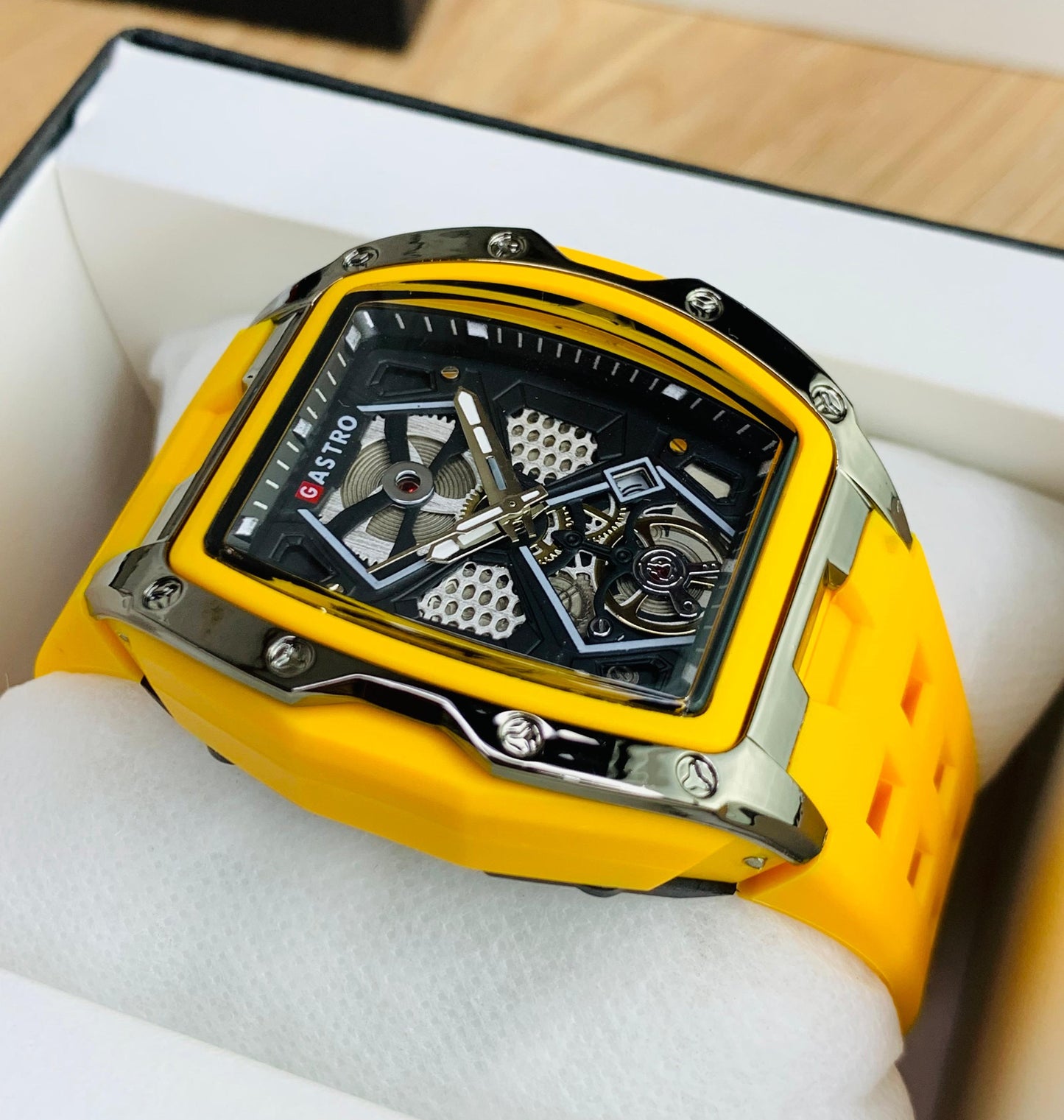 Sports Watch for Men's - Yellow