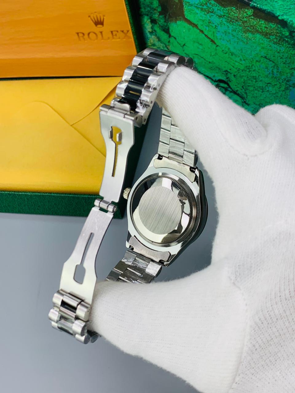 Men's Day and Date Arabic Dial Watch