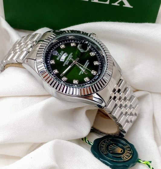 Branded Day and Date Watch For Men's - Green Dial